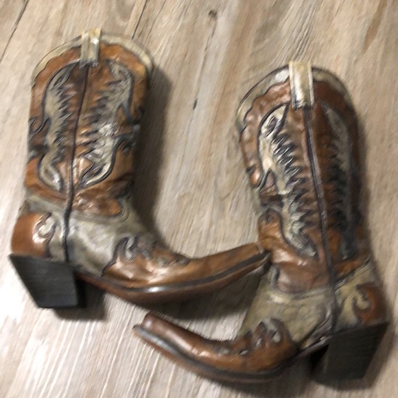 Rockin Leather Embroidered Cowboy Boots - Picture 1 of 8